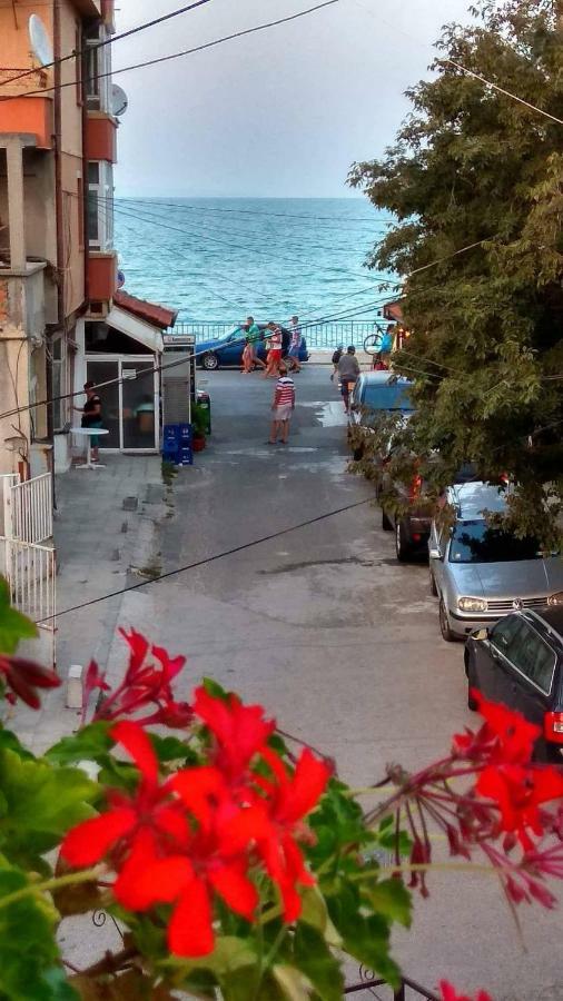 Tiffany Boutique Suits - Pomorie Exterior foto
